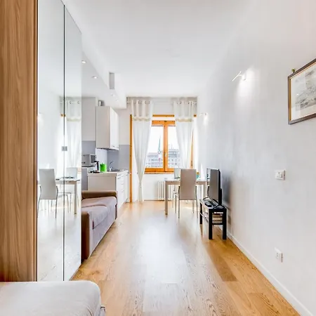 Guesthost - Santa Maria Novella Cozy Flat Apartment