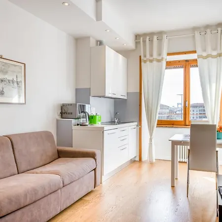 Apartment Guesthost - Santa Maria Novella Cozy Flat Florence